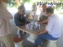 [P20] In parcul central,lumea se relaxeaza » foto by dorgo
 - 
<span class="allrVoted glyphicon glyphicon-heart hidden" id="av168613"></span>
<a class="m-l-10 hidden" id="sv168613" onclick="voting_Foto_DelVot(,168613,4666)" role="button">șterge vot <span class="glyphicon glyphicon-remove"></span></a>
<a id="v9168613" class=" c-red"  onclick="voting_Foto_SetVot(168613)" role="button"><span class="glyphicon glyphicon-heart-empty"></span> <b>LIKE</b> = Votează poza</a> <img class="hidden"  id="f168613W9" src="/imagini/loader.gif" border="0" /><span class="AjErrMes hidden" id="e168613ErM"></span>