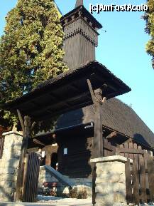 [P16] Biserica e din lemn, a fost adusa aici din Apuseni » foto by a_raluk
 - 
<span class="allrVoted glyphicon glyphicon-heart hidden" id="av179628"></span>
<a class="m-l-10 hidden" id="sv179628" onclick="voting_Foto_DelVot(,179628,4666)" role="button">șterge vot <span class="glyphicon glyphicon-remove"></span></a>
<a id="v9179628" class=" c-red"  onclick="voting_Foto_SetVot(179628)" role="button"><span class="glyphicon glyphicon-heart-empty"></span> <b>LIKE</b> = Votează poza</a> <img class="hidden"  id="f179628W9" src="/imagini/loader.gif" border="0" /><span class="AjErrMes hidden" id="e179628ErM"></span>