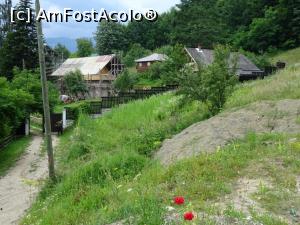 [P23] Pe neașteptate ajungem în fața schitului Bradu.  » foto by tata123 🔱
 - 
<span class="allrVoted glyphicon glyphicon-heart hidden" id="av986993"></span>
<a class="m-l-10 hidden" id="sv986993" onclick="voting_Foto_DelVot(,986993,4666)" role="button">șterge vot <span class="glyphicon glyphicon-remove"></span></a>
<a id="v9986993" class=" c-red"  onclick="voting_Foto_SetVot(986993)" role="button"><span class="glyphicon glyphicon-heart-empty"></span> <b>LIKE</b> = Votează poza</a> <img class="hidden"  id="f986993W9" src="/imagini/loader.gif" border="0" /><span class="AjErrMes hidden" id="e986993ErM"></span>