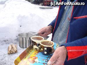 [P09] Nea Marian cabanierul aducand si 'energizantul' » foto by veteranu
 - 
<span class="allrVoted glyphicon glyphicon-heart hidden" id="av444316"></span>
<a class="m-l-10 hidden" id="sv444316" onclick="voting_Foto_DelVot(,444316,4680)" role="button">șterge vot <span class="glyphicon glyphicon-remove"></span></a>
<a id="v9444316" class=" c-red"  onclick="voting_Foto_SetVot(444316)" role="button"><span class="glyphicon glyphicon-heart-empty"></span> <b>LIKE</b> = Votează poza</a> <img class="hidden"  id="f444316W9" src="/imagini/loader.gif" border="0" /><span class="AjErrMes hidden" id="e444316ErM"></span>