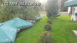 [P05] Peluza desparte parcarea de terasa de pe malul râului » foto by k-lator
 - 
<span class="allrVoted glyphicon glyphicon-heart hidden" id="av1213771"></span>
<a class="m-l-10 hidden" id="sv1213771" onclick="voting_Foto_DelVot(,1213771,4685)" role="button">șterge vot <span class="glyphicon glyphicon-remove"></span></a>
<a id="v91213771" class=" c-red"  onclick="voting_Foto_SetVot(1213771)" role="button"><span class="glyphicon glyphicon-heart-empty"></span> <b>LIKE</b> = Votează poza</a> <img class="hidden"  id="f1213771W9" src="/imagini/loader.gif" border="0" /><span class="AjErrMes hidden" id="e1213771ErM"></span>