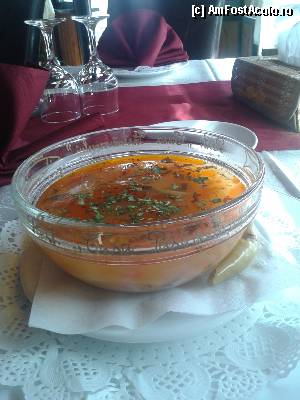 [P04] ciorba de peste servita in castronul personalizat al restaurantului » foto by amero
 - 
<span class="allrVoted glyphicon glyphicon-heart hidden" id="av407672"></span>
<a class="m-l-10 hidden" id="sv407672" onclick="voting_Foto_DelVot(,407672,4685)" role="button">șterge vot <span class="glyphicon glyphicon-remove"></span></a>
<a id="v9407672" class=" c-red"  onclick="voting_Foto_SetVot(407672)" role="button"><span class="glyphicon glyphicon-heart-empty"></span> <b>LIKE</b> = Votează poza</a> <img class="hidden"  id="f407672W9" src="/imagini/loader.gif" border="0" /><span class="AjErrMes hidden" id="e407672ErM"></span>