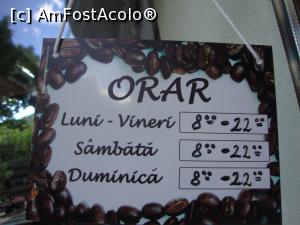 [P34] Am remarcat pe ușă programul restaurantului.  » foto by Floryn81
 - 
<span class="allrVoted glyphicon glyphicon-heart hidden" id="av776809"></span>
<a class="m-l-10 hidden" id="sv776809" onclick="voting_Foto_DelVot(,776809,4690)" role="button">șterge vot <span class="glyphicon glyphicon-remove"></span></a>
<a id="v9776809" class=" c-red"  onclick="voting_Foto_SetVot(776809)" role="button"><span class="glyphicon glyphicon-heart-empty"></span> <b>LIKE</b> = Votează poza</a> <img class="hidden"  id="f776809W9" src="/imagini/loader.gif" border="0" /><span class="AjErrMes hidden" id="e776809ErM"></span>