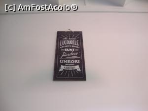 [P20] Pe pereții restaurantului sunt afișate câteva mesaje interesante. Iată unul dintre ele!  » foto by Floryn81
 - 
<span class="allrVoted glyphicon glyphicon-heart hidden" id="av936670"></span>
<a class="m-l-10 hidden" id="sv936670" onclick="voting_Foto_DelVot(,936670,4690)" role="button">șterge vot <span class="glyphicon glyphicon-remove"></span></a>
<a id="v9936670" class=" c-red"  onclick="voting_Foto_SetVot(936670)" role="button"><span class="glyphicon glyphicon-heart-empty"></span> <b>LIKE</b> = Votează poza</a> <img class="hidden"  id="f936670W9" src="/imagini/loader.gif" border="0" /><span class="AjErrMes hidden" id="e936670ErM"></span>