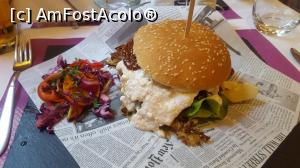 [P15] Burgerul vegan la Snow » foto by alle4295
 - 
<span class="allrVoted glyphicon glyphicon-heart hidden" id="av886966"></span>
<a class="m-l-10 hidden" id="sv886966" onclick="voting_Foto_DelVot(,886966,4690)" role="button">șterge vot <span class="glyphicon glyphicon-remove"></span></a>
<a id="v9886966" class=" c-red"  onclick="voting_Foto_SetVot(886966)" role="button"><span class="glyphicon glyphicon-heart-empty"></span> <b>LIKE</b> = Votează poza</a> <img class="hidden"  id="f886966W9" src="/imagini/loader.gif" border="0" /><span class="AjErrMes hidden" id="e886966ErM"></span>