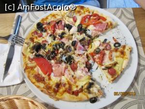 [P12] Pizza » foto by Storia
 - 
<span class="allrVoted glyphicon glyphicon-heart hidden" id="av1100136"></span>
<a class="m-l-10 hidden" id="sv1100136" onclick="voting_Foto_DelVot(,1100136,4690)" role="button">șterge vot <span class="glyphicon glyphicon-remove"></span></a>
<a id="v91100136" class=" c-red"  onclick="voting_Foto_SetVot(1100136)" role="button"><span class="glyphicon glyphicon-heart-empty"></span> <b>LIKE</b> = Votează poza</a> <img class="hidden"  id="f1100136W9" src="/imagini/loader.gif" border="0" /><span class="AjErrMes hidden" id="e1100136ErM"></span>