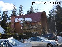 [P03] Taverna Sarbului - in stanga printre masini este intrarea » foto by Diaura*
 - 
<span class="allrVoted glyphicon glyphicon-heart hidden" id="av50743"></span>
<a class="m-l-10 hidden" id="sv50743" onclick="voting_Foto_DelVot(,50743,4690)" role="button">șterge vot <span class="glyphicon glyphicon-remove"></span></a>
<a id="v950743" class=" c-red"  onclick="voting_Foto_SetVot(50743)" role="button"><span class="glyphicon glyphicon-heart-empty"></span> <b>LIKE</b> = Votează poza</a> <img class="hidden"  id="f50743W9" src="/imagini/loader.gif" border="0" /><span class="AjErrMes hidden" id="e50743ErM"></span>