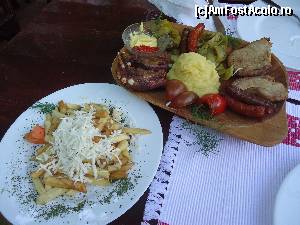 [P07] Rețeta bunicii + cartofi prăjiți cu brânză, Restaurant Alex Sinaia » foto by DepartureGate7
 - 
<span class="allrVoted glyphicon glyphicon-heart hidden" id="av623937"></span>
<a class="m-l-10 hidden" id="sv623937" onclick="voting_Foto_DelVot(,623937,4690)" role="button">șterge vot <span class="glyphicon glyphicon-remove"></span></a>
<a id="v9623937" class=" c-red"  onclick="voting_Foto_SetVot(623937)" role="button"><span class="glyphicon glyphicon-heart-empty"></span> <b>LIKE</b> = Votează poza</a> <img class="hidden"  id="f623937W9" src="/imagini/loader.gif" border="0" /><span class="AjErrMes hidden" id="e623937ErM"></span>
