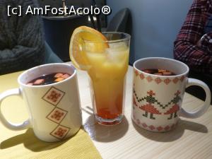 [P54] 54. La început un vin fiert și un campari orange. » foto by doinafil
 - 
<span class="allrVoted glyphicon glyphicon-heart hidden" id="av1275887"></span>
<a class="m-l-10 hidden" id="sv1275887" onclick="voting_Foto_DelVot(,1275887,4690)" role="button">șterge vot <span class="glyphicon glyphicon-remove"></span></a>
<a id="v91275887" class=" c-red"  onclick="voting_Foto_SetVot(1275887)" role="button"><span class="glyphicon glyphicon-heart-empty"></span> <b>LIKE</b> = Votează poza</a> <img class="hidden"  id="f1275887W9" src="/imagini/loader.gif" border="0" /><span class="AjErrMes hidden" id="e1275887ErM"></span>