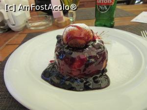 [P16] un papanaş în dulceaţă de coacăze » foto by Michi
 - 
<span class="allrVoted glyphicon glyphicon-heart hidden" id="av1173354"></span>
<a class="m-l-10 hidden" id="sv1173354" onclick="voting_Foto_DelVot(,1173354,4690)" role="button">șterge vot <span class="glyphicon glyphicon-remove"></span></a>
<a id="v91173354" class=" c-red"  onclick="voting_Foto_SetVot(1173354)" role="button"><span class="glyphicon glyphicon-heart-empty"></span> <b>LIKE</b> = Votează poza</a> <img class="hidden"  id="f1173354W9" src="/imagini/loader.gif" border="0" /><span class="AjErrMes hidden" id="e1173354ErM"></span>
