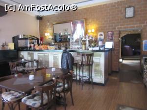 [P12] Interiorul cafenelei » foto by Michi
 - 
<span class="allrVoted glyphicon glyphicon-heart hidden" id="av1174898"></span>
<a class="m-l-10 hidden" id="sv1174898" onclick="voting_Foto_DelVot(,1174898,4690)" role="button">șterge vot <span class="glyphicon glyphicon-remove"></span></a>
<a id="v91174898" class=" c-red"  onclick="voting_Foto_SetVot(1174898)" role="button"><span class="glyphicon glyphicon-heart-empty"></span> <b>LIKE</b> = Votează poza</a> <img class="hidden"  id="f1174898W9" src="/imagini/loader.gif" border="0" /><span class="AjErrMes hidden" id="e1174898ErM"></span>