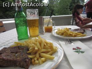 [P19] Ceafă de porc (200 gr) şi cartofi prăjiţi » foto by Michi
 - 
<span class="allrVoted glyphicon glyphicon-heart hidden" id="av1325820"></span>
<a class="m-l-10 hidden" id="sv1325820" onclick="voting_Foto_DelVot(,1325820,4690)" role="button">șterge vot <span class="glyphicon glyphicon-remove"></span></a>
<a id="v91325820" class=" c-red"  onclick="voting_Foto_SetVot(1325820)" role="button"><span class="glyphicon glyphicon-heart-empty"></span> <b>LIKE</b> = Votează poza</a> <img class="hidden"  id="f1325820W9" src="/imagini/loader.gif" border="0" /><span class="AjErrMes hidden" id="e1325820ErM"></span>