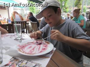 [P17] Aici a fost un papanaş cu dulceaţă şi smântână » foto by Michi
 - 
<span class="allrVoted glyphicon glyphicon-heart hidden" id="av774153"></span>
<a class="m-l-10 hidden" id="sv774153" onclick="voting_Foto_DelVot(,774153,4690)" role="button">șterge vot <span class="glyphicon glyphicon-remove"></span></a>
<a id="v9774153" class=" c-red"  onclick="voting_Foto_SetVot(774153)" role="button"><span class="glyphicon glyphicon-heart-empty"></span> <b>LIKE</b> = Votează poza</a> <img class="hidden"  id="f774153W9" src="/imagini/loader.gif" border="0" /><span class="AjErrMes hidden" id="e774153ErM"></span>