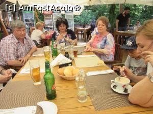 [P10] Asteptand mancarea » foto by Michi
 - 
<span class="allrVoted glyphicon glyphicon-heart hidden" id="av889662"></span>
<a class="m-l-10 hidden" id="sv889662" onclick="voting_Foto_DelVot(,889662,4690)" role="button">șterge vot <span class="glyphicon glyphicon-remove"></span></a>
<a id="v9889662" class=" c-red"  onclick="voting_Foto_SetVot(889662)" role="button"><span class="glyphicon glyphicon-heart-empty"></span> <b>LIKE</b> = Votează poza</a> <img class="hidden"  id="f889662W9" src="/imagini/loader.gif" border="0" /><span class="AjErrMes hidden" id="e889662ErM"></span>