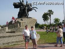 [P03] centrul Antalyiei cu statuia lui Kemal Ataturk, primul presedinte al Turciei , era de origine greaca. » foto by ARA
 - 
<span class="allrVoted glyphicon glyphicon-heart hidden" id="av102331"></span>
<a class="m-l-10 hidden" id="sv102331" onclick="voting_Foto_DelVot(,102331,4692)" role="button">șterge vot <span class="glyphicon glyphicon-remove"></span></a>
<a id="v9102331" class=" c-red"  onclick="voting_Foto_SetVot(102331)" role="button"><span class="glyphicon glyphicon-heart-empty"></span> <b>LIKE</b> = Votează poza</a> <img class="hidden"  id="f102331W9" src="/imagini/loader.gif" border="0" /><span class="AjErrMes hidden" id="e102331ErM"></span>