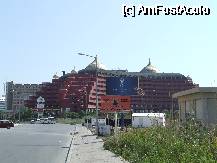 [P04] un alt hotel aflat intre oras si mare » foto by adrianag*
 - 
<span class="allrVoted glyphicon glyphicon-heart hidden" id="av73977"></span>
<a class="m-l-10 hidden" id="sv73977" onclick="voting_Foto_DelVot(,73977,4692)" role="button">șterge vot <span class="glyphicon glyphicon-remove"></span></a>
<a id="v973977" class=" c-red"  onclick="voting_Foto_SetVot(73977)" role="button"><span class="glyphicon glyphicon-heart-empty"></span> <b>LIKE</b> = Votează poza</a> <img class="hidden"  id="f73977W9" src="/imagini/loader.gif" border="0" /><span class="AjErrMes hidden" id="e73977ErM"></span>