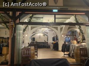 [P40] Restaurant Casa Ghincea - interior » foto by mishu
 - 
<span class="allrVoted glyphicon glyphicon-heart hidden" id="av1342974"></span>
<a class="m-l-10 hidden" id="sv1342974" onclick="voting_Foto_DelVot(,1342974,4701)" role="button">șterge vot <span class="glyphicon glyphicon-remove"></span></a>
<a id="v91342974" class=" c-red"  onclick="voting_Foto_SetVot(1342974)" role="button"><span class="glyphicon glyphicon-heart-empty"></span> <b>LIKE</b> = Votează poza</a> <img class="hidden"  id="f1342974W9" src="/imagini/loader.gif" border="0" /><span class="AjErrMes hidden" id="e1342974ErM"></span>