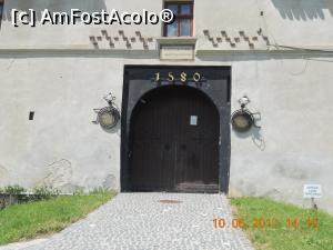[P02] poarta de intrare ăn cetate din păcate închisă » foto by zlatna
 - 
<span class="allrVoted glyphicon glyphicon-heart hidden" id="av898725"></span>
<a class="m-l-10 hidden" id="sv898725" onclick="voting_Foto_DelVot(,898725,4703)" role="button">șterge vot <span class="glyphicon glyphicon-remove"></span></a>
<a id="v9898725" class=" c-red"  onclick="voting_Foto_SetVot(898725)" role="button"><span class="glyphicon glyphicon-heart-empty"></span> <b>LIKE</b> = Votează poza</a> <img class="hidden"  id="f898725W9" src="/imagini/loader.gif" border="0" /><span class="AjErrMes hidden" id="e898725ErM"></span>