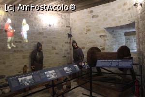 [P44] Cetatea de Scaun a Sucevei, Camera de Gardă, Panoul Martori oculari descriu Cetatea Sucevei în secolele 15 – 17 » foto by mprofeanu
 - 
<span class="allrVoted glyphicon glyphicon-heart hidden" id="av1324083"></span>
<a class="m-l-10 hidden" id="sv1324083" onclick="voting_Foto_DelVot(,1324083,4721)" role="button">șterge vot <span class="glyphicon glyphicon-remove"></span></a>
<a id="v91324083" class=" c-red"  onclick="voting_Foto_SetVot(1324083)" role="button"><span class="glyphicon glyphicon-heart-empty"></span> <b>LIKE</b> = Votează poza</a> <img class="hidden"  id="f1324083W9" src="/imagini/loader.gif" border="0" /><span class="AjErrMes hidden" id="e1324083ErM"></span>