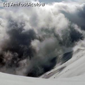 [P19] Pe langa oceanul de nori » foto by Mika
 - 
<span class="allrVoted glyphicon glyphicon-heart hidden" id="av1220777"></span>
<a class="m-l-10 hidden" id="sv1220777" onclick="voting_Foto_DelVot(,1220777,4725)" role="button">șterge vot <span class="glyphicon glyphicon-remove"></span></a>
<a id="v91220777" class=" c-red"  onclick="voting_Foto_SetVot(1220777)" role="button"><span class="glyphicon glyphicon-heart-empty"></span> <b>LIKE</b> = Votează poza</a> <img class="hidden"  id="f1220777W9" src="/imagini/loader.gif" border="0" /><span class="AjErrMes hidden" id="e1220777ErM"></span>