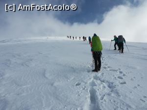 [P24] Spre Varful Păpușa » foto by Mika
 - 
<span class="allrVoted glyphicon glyphicon-heart hidden" id="av1220782"></span>
<a class="m-l-10 hidden" id="sv1220782" onclick="voting_Foto_DelVot(,1220782,4725)" role="button">șterge vot <span class="glyphicon glyphicon-remove"></span></a>
<a id="v91220782" class=" c-red"  onclick="voting_Foto_SetVot(1220782)" role="button"><span class="glyphicon glyphicon-heart-empty"></span> <b>LIKE</b> = Votează poza</a> <img class="hidden"  id="f1220782W9" src="/imagini/loader.gif" border="0" /><span class="AjErrMes hidden" id="e1220782ErM"></span>