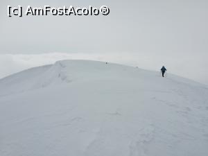 [P28] Spre Varful Păpușa » foto by Mika
 - 
<span class="allrVoted glyphicon glyphicon-heart hidden" id="av1220786"></span>
<a class="m-l-10 hidden" id="sv1220786" onclick="voting_Foto_DelVot(,1220786,4725)" role="button">șterge vot <span class="glyphicon glyphicon-remove"></span></a>
<a id="v91220786" class=" c-red"  onclick="voting_Foto_SetVot(1220786)" role="button"><span class="glyphicon glyphicon-heart-empty"></span> <b>LIKE</b> = Votează poza</a> <img class="hidden"  id="f1220786W9" src="/imagini/loader.gif" border="0" /><span class="AjErrMes hidden" id="e1220786ErM"></span>