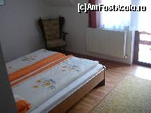 [P13] Pensiunea Anett - o camera matrimoniala. » foto by presario
 - 
<span class="allrVoted glyphicon glyphicon-heart hidden" id="av44048"></span>
<a class="m-l-10 hidden" id="sv44048" onclick="voting_Foto_DelVot(,44048,4728)" role="button">șterge vot <span class="glyphicon glyphicon-remove"></span></a>
<a id="v944048" class=" c-red"  onclick="voting_Foto_SetVot(44048)" role="button"><span class="glyphicon glyphicon-heart-empty"></span> <b>LIKE</b> = Votează poza</a> <img class="hidden"  id="f44048W9" src="/imagini/loader.gif" border="0" /><span class="AjErrMes hidden" id="e44048ErM"></span>