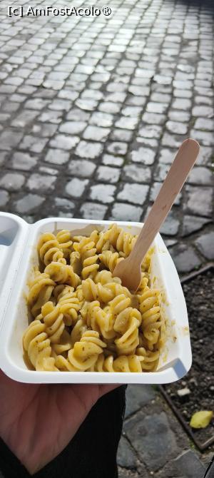 [P05] Prânzul cel ieftin și bun » foto by alex1987sb
 - 
<span class="allrVoted glyphicon glyphicon-heart hidden" id="av1521227"></span>
<a class="m-l-10 hidden" id="sv1521227" onclick="voting_Foto_DelVot(,1521227,4732)" role="button">șterge vot <span class="glyphicon glyphicon-remove"></span></a>
<a id="v91521227" class=" c-red"  onclick="voting_Foto_SetVot(1521227)" role="button"><span class="glyphicon glyphicon-heart-empty"></span> <b>LIKE</b> = Votează poza</a> <img class="hidden"  id="f1521227W9" src="/imagini/loader.gif" border="0" /><span class="AjErrMes hidden" id="e1521227ErM"></span>