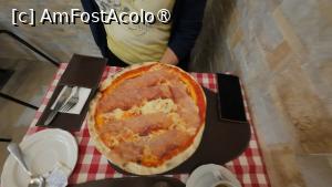 [P61] Grano Trattoria - pizza » foto by Dragoș_MD
 - 
<span class="allrVoted glyphicon glyphicon-heart hidden" id="av1473302"></span>
<a class="m-l-10 hidden" id="sv1473302" onclick="voting_Foto_DelVot(,1473302,4732)" role="button">șterge vot <span class="glyphicon glyphicon-remove"></span></a>
<a id="v91473302" class=" c-red"  onclick="voting_Foto_SetVot(1473302)" role="button"><span class="glyphicon glyphicon-heart-empty"></span> <b>LIKE</b> = Votează poza</a> <img class="hidden"  id="f1473302W9" src="/imagini/loader.gif" border="0" /><span class="AjErrMes hidden" id="e1473302ErM"></span>