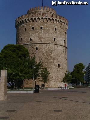 [P01] Turnul Alb, Salonic, Grecia (a doua oprire din turul panoramic al orasului).  » foto by alex16ss
 - 
<span class="allrVoted glyphicon glyphicon-heart hidden" id="av354364"></span>
<a class="m-l-10 hidden" id="sv354364" onclick="voting_Foto_DelVot(,354364,4735)" role="button">șterge vot <span class="glyphicon glyphicon-remove"></span></a>
<a id="v9354364" class=" c-red"  onclick="voting_Foto_SetVot(354364)" role="button"><span class="glyphicon glyphicon-heart-empty"></span> <b>LIKE</b> = Votează poza</a> <img class="hidden"  id="f354364W9" src="/imagini/loader.gif" border="0" /><span class="AjErrMes hidden" id="e354364ErM"></span>