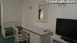 [P06] imagine din camera de hotel » foto by silvia tudoran
 - 
<span class="allrVoted glyphicon glyphicon-heart hidden" id="av622886"></span>
<a class="m-l-10 hidden" id="sv622886" onclick="voting_Foto_DelVot(,622886,4741)" role="button">șterge vot <span class="glyphicon glyphicon-remove"></span></a>
<a id="v9622886" class=" c-red"  onclick="voting_Foto_SetVot(622886)" role="button"><span class="glyphicon glyphicon-heart-empty"></span> <b>LIKE</b> = Votează poza</a> <img class="hidden"  id="f622886W9" src="/imagini/loader.gif" border="0" /><span class="AjErrMes hidden" id="e622886ErM"></span>