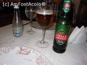 [P12] Hanu Ancuței - Berea fără alcool și apa, primele aduse la masă.  » foto by iulianic
 - 
<span class="allrVoted glyphicon glyphicon-heart hidden" id="av1011596"></span>
<a class="m-l-10 hidden" id="sv1011596" onclick="voting_Foto_DelVot(,1011596,4745)" role="button">șterge vot <span class="glyphicon glyphicon-remove"></span></a>
<a id="v91011596" class=" c-red"  onclick="voting_Foto_SetVot(1011596)" role="button"><span class="glyphicon glyphicon-heart-empty"></span> <b>LIKE</b> = Votează poza</a> <img class="hidden"  id="f1011596W9" src="/imagini/loader.gif" border="0" /><span class="AjErrMes hidden" id="e1011596ErM"></span>