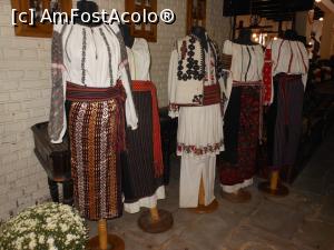 [P06] Hanu Ancuței - Minunatele costume populare moldovenești.  » foto by iulianic
 - 
<span class="allrVoted glyphicon glyphicon-heart hidden" id="av1011590"></span>
<a class="m-l-10 hidden" id="sv1011590" onclick="voting_Foto_DelVot(,1011590,4745)" role="button">șterge vot <span class="glyphicon glyphicon-remove"></span></a>
<a id="v91011590" class=" c-red"  onclick="voting_Foto_SetVot(1011590)" role="button"><span class="glyphicon glyphicon-heart-empty"></span> <b>LIKE</b> = Votează poza</a> <img class="hidden"  id="f1011590W9" src="/imagini/loader.gif" border="0" /><span class="AjErrMes hidden" id="e1011590ErM"></span>
