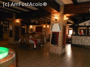[P25] Hanul Răzeșilor - Interior.  » foto by iulianic
 - 
<span class="allrVoted glyphicon glyphicon-heart hidden" id="av1013167"></span>
<a class="m-l-10 hidden" id="sv1013167" onclick="voting_Foto_DelVot(,1013167,4745)" role="button">șterge vot <span class="glyphicon glyphicon-remove"></span></a>
<a id="v91013167" class=" c-red"  onclick="voting_Foto_SetVot(1013167)" role="button"><span class="glyphicon glyphicon-heart-empty"></span> <b>LIKE</b> = Votează poza</a> <img class="hidden"  id="f1013167W9" src="/imagini/loader.gif" border="0" /><span class="AjErrMes hidden" id="e1013167ErM"></span>