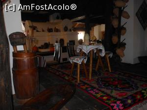 [P26] Hanul Răzeșilor - Interior.  » foto by iulianic
 - 
<span class="allrVoted glyphicon glyphicon-heart hidden" id="av1013168"></span>
<a class="m-l-10 hidden" id="sv1013168" onclick="voting_Foto_DelVot(,1013168,4745)" role="button">șterge vot <span class="glyphicon glyphicon-remove"></span></a>
<a id="v91013168" class=" c-red"  onclick="voting_Foto_SetVot(1013168)" role="button"><span class="glyphicon glyphicon-heart-empty"></span> <b>LIKE</b> = Votează poza</a> <img class="hidden"  id="f1013168W9" src="/imagini/loader.gif" border="0" /><span class="AjErrMes hidden" id="e1013168ErM"></span>