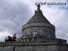 [P11] Cupola si tunurile de la Mausoleu » foto by Valentina69
 - 
<span class="allrVoted glyphicon glyphicon-heart hidden" id="av44622"></span>
<a class="m-l-10 hidden" id="sv44622" onclick="voting_Foto_DelVot(,44622,4746)" role="button">șterge vot <span class="glyphicon glyphicon-remove"></span></a>
<a id="v944622" class=" c-red"  onclick="voting_Foto_SetVot(44622)" role="button"><span class="glyphicon glyphicon-heart-empty"></span> <b>LIKE</b> = Votează poza</a> <img class="hidden"  id="f44622W9" src="/imagini/loader.gif" border="0" /><span class="AjErrMes hidden" id="e44622ErM"></span>