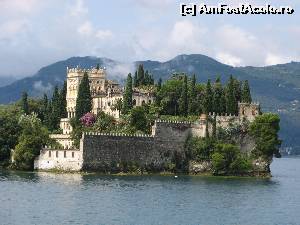[P17] Castelul de pe insula - lacul Garda » foto by vlado2
 - 
<span class="allrVoted glyphicon glyphicon-heart hidden" id="av548470"></span>
<a class="m-l-10 hidden" id="sv548470" onclick="voting_Foto_DelVot(,548470,4749)" role="button">șterge vot <span class="glyphicon glyphicon-remove"></span></a>
<a id="v9548470" class=" c-red"  onclick="voting_Foto_SetVot(548470)" role="button"><span class="glyphicon glyphicon-heart-empty"></span> <b>LIKE</b> = Votează poza</a> <img class="hidden"  id="f548470W9" src="/imagini/loader.gif" border="0" /><span class="AjErrMes hidden" id="e548470ErM"></span>