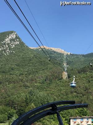 [P43] Telecabina catre varful Monte Baldo, Malcesine » foto by Aurici
 - 
<span class="allrVoted glyphicon glyphicon-heart hidden" id="av673571"></span>
<a class="m-l-10 hidden" id="sv673571" onclick="voting_Foto_DelVot(,673571,4749)" role="button">șterge vot <span class="glyphicon glyphicon-remove"></span></a>
<a id="v9673571" class=" c-red"  onclick="voting_Foto_SetVot(673571)" role="button"><span class="glyphicon glyphicon-heart-empty"></span> <b>LIKE</b> = Votează poza</a> <img class="hidden"  id="f673571W9" src="/imagini/loader.gif" border="0" /><span class="AjErrMes hidden" id="e673571ErM"></span>