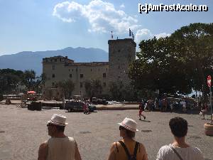 [P09] Riva del Garda - ne indreptam spre port. In fata Muzeul Orasului » foto by Aurici
 - 
<span class="allrVoted glyphicon glyphicon-heart hidden" id="av673611"></span>
<a class="m-l-10 hidden" id="sv673611" onclick="voting_Foto_DelVot(,673611,4749)" role="button">șterge vot <span class="glyphicon glyphicon-remove"></span></a>
<a id="v9673611" class=" c-red"  onclick="voting_Foto_SetVot(673611)" role="button"><span class="glyphicon glyphicon-heart-empty"></span> <b>LIKE</b> = Votează poza</a> <img class="hidden"  id="f673611W9" src="/imagini/loader.gif" border="0" /><span class="AjErrMes hidden" id="e673611ErM"></span>