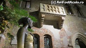 [P41] statuia si controversatul balcon...  » foto by clau70
 - 
<span class="allrVoted glyphicon glyphicon-heart hidden" id="av586256"></span>
<a class="m-l-10 hidden" id="sv586256" onclick="voting_Foto_DelVot(,586256,4749)" role="button">șterge vot <span class="glyphicon glyphicon-remove"></span></a>
<a id="v9586256" class=" c-red"  onclick="voting_Foto_SetVot(586256)" role="button"><span class="glyphicon glyphicon-heart-empty"></span> <b>LIKE</b> = Votează poza</a> <img class="hidden"  id="f586256W9" src="/imagini/loader.gif" border="0" /><span class="AjErrMes hidden" id="e586256ErM"></span>