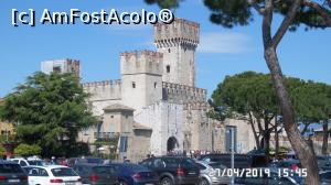 [P09] Sirmione, Castelul Scaligero » foto by ungureanica
 - 
<span class="allrVoted glyphicon glyphicon-heart hidden" id="av1107648"></span>
<a class="m-l-10 hidden" id="sv1107648" onclick="voting_Foto_DelVot(,1107648,4749)" role="button">șterge vot <span class="glyphicon glyphicon-remove"></span></a>
<a id="v91107648" class=" c-red"  onclick="voting_Foto_SetVot(1107648)" role="button"><span class="glyphicon glyphicon-heart-empty"></span> <b>LIKE</b> = Votează poza</a> <img class="hidden"  id="f1107648W9" src="/imagini/loader.gif" border="0" /><span class="AjErrMes hidden" id="e1107648ErM"></span>