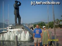 [P02] Marmaris: Centrul statiunii, statuia lui Ataturk . » foto by sportiv
 - 
<span class="allrVoted glyphicon glyphicon-heart hidden" id="av182934"></span>
<a class="m-l-10 hidden" id="sv182934" onclick="voting_Foto_DelVot(,182934,4751)" role="button">șterge vot <span class="glyphicon glyphicon-remove"></span></a>
<a id="v9182934" class=" c-red"  onclick="voting_Foto_SetVot(182934)" role="button"><span class="glyphicon glyphicon-heart-empty"></span> <b>LIKE</b> = Votează poza</a> <img class="hidden"  id="f182934W9" src="/imagini/loader.gif" border="0" /><span class="AjErrMes hidden" id="e182934ErM"></span>