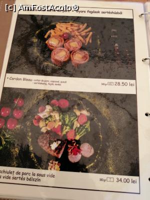 [P18] Meniul restaurantului Lyra. » foto by nelu73
 - 
<span class="allrVoted glyphicon glyphicon-heart hidden" id="av1170451"></span>
<a class="m-l-10 hidden" id="sv1170451" onclick="voting_Foto_DelVot(,1170451,4761)" role="button">șterge vot <span class="glyphicon glyphicon-remove"></span></a>
<a id="v91170451" class=" c-red"  onclick="voting_Foto_SetVot(1170451)" role="button"><span class="glyphicon glyphicon-heart-empty"></span> <b>LIKE</b> = Votează poza</a> <img class="hidden"  id="f1170451W9" src="/imagini/loader.gif" border="0" /><span class="AjErrMes hidden" id="e1170451ErM"></span>