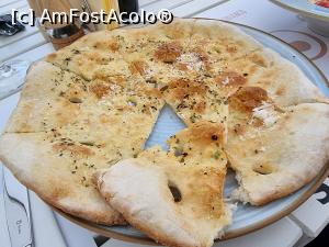 [P03] Focaccia cu parmezan » foto by silvia tudoran
 - 
<span class="allrVoted glyphicon glyphicon-heart hidden" id="av1267451"></span>
<a class="m-l-10 hidden" id="sv1267451" onclick="voting_Foto_DelVot(,1267451,4761)" role="button">șterge vot <span class="glyphicon glyphicon-remove"></span></a>
<a id="v91267451" class=" c-red"  onclick="voting_Foto_SetVot(1267451)" role="button"><span class="glyphicon glyphicon-heart-empty"></span> <b>LIKE</b> = Votează poza</a> <img class="hidden"  id="f1267451W9" src="/imagini/loader.gif" border="0" /><span class="AjErrMes hidden" id="e1267451ErM"></span>