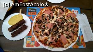 [P04] Terasa Hot&Fesh (La Petrica) din Compexul Weekend, pizza Prosciuto Funghi » foto by Dana2008
 - 
<span class="allrVoted glyphicon glyphicon-heart hidden" id="av764115"></span>
<a class="m-l-10 hidden" id="sv764115" onclick="voting_Foto_DelVot(,764115,4761)" role="button">șterge vot <span class="glyphicon glyphicon-remove"></span></a>
<a id="v9764115" class=" c-red"  onclick="voting_Foto_SetVot(764115)" role="button"><span class="glyphicon glyphicon-heart-empty"></span> <b>LIKE</b> = Votează poza</a> <img class="hidden"  id="f764115W9" src="/imagini/loader.gif" border="0" /><span class="AjErrMes hidden" id="e764115ErM"></span>