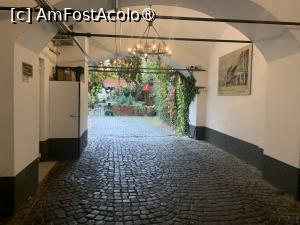[P05] Taverna diavolului-curtea » foto by AZE
 - 
<span class="allrVoted glyphicon glyphicon-heart hidden" id="av1397339"></span>
<a class="m-l-10 hidden" id="sv1397339" onclick="voting_Foto_DelVot(,1397339,4761)" role="button">șterge vot <span class="glyphicon glyphicon-remove"></span></a>
<a id="v91397339" class=" c-red"  onclick="voting_Foto_SetVot(1397339)" role="button"><span class="glyphicon glyphicon-heart-empty"></span> <b>LIKE</b> = Votează poza</a> <img class="hidden"  id="f1397339W9" src="/imagini/loader.gif" border="0" /><span class="AjErrMes hidden" id="e1397339ErM"></span>