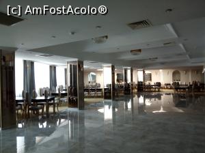 [P09] SALA MARE A RESTAURANTULUI » foto by ile57b
 - 
<span class="allrVoted glyphicon glyphicon-heart hidden" id="av1093607"></span>
<a class="m-l-10 hidden" id="sv1093607" onclick="voting_Foto_DelVot(,1093607,4761)" role="button">șterge vot <span class="glyphicon glyphicon-remove"></span></a>
<a id="v91093607" class=" c-red"  onclick="voting_Foto_SetVot(1093607)" role="button"><span class="glyphicon glyphicon-heart-empty"></span> <b>LIKE</b> = Votează poza</a> <img class="hidden"  id="f1093607W9" src="/imagini/loader.gif" border="0" /><span class="AjErrMes hidden" id="e1093607ErM"></span>