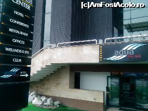 [P18] Intrarea in restaurantul hotelului Business se face pe pasarela, deasupra intrarii de la 'Aqua Day Spa' » foto by dorgo
 - 
<span class="allrVoted glyphicon glyphicon-heart hidden" id="av704126"></span>
<a class="m-l-10 hidden" id="sv704126" onclick="voting_Foto_DelVot(,704126,4761)" role="button">șterge vot <span class="glyphicon glyphicon-remove"></span></a>
<a id="v9704126" class=" c-red"  onclick="voting_Foto_SetVot(704126)" role="button"><span class="glyphicon glyphicon-heart-empty"></span> <b>LIKE</b> = Votează poza</a> <img class="hidden"  id="f704126W9" src="/imagini/loader.gif" border="0" /><span class="AjErrMes hidden" id="e704126ErM"></span>