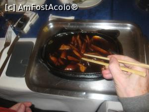 [P17] Ei, cine a umblat prin Orientul indepartat, stie multe!  » foto by dorgo
 - 
<span class="allrVoted glyphicon glyphicon-heart hidden" id="av718162"></span>
<a class="m-l-10 hidden" id="sv718162" onclick="voting_Foto_DelVot(,718162,4761)" role="button">șterge vot <span class="glyphicon glyphicon-remove"></span></a>
<a id="v9718162" class=" c-red"  onclick="voting_Foto_SetVot(718162)" role="button"><span class="glyphicon glyphicon-heart-empty"></span> <b>LIKE</b> = Votează poza</a> <img class="hidden"  id="f718162W9" src="/imagini/loader.gif" border="0" /><span class="AjErrMes hidden" id="e718162ErM"></span>