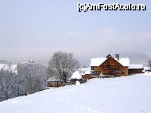 [P02] pensiune?... cabana?... vila?... Mai bine cabana, discreta, linistita, asteptandu-ne » foto by cc_iordachescu
 - 
<span class="allrVoted glyphicon glyphicon-heart hidden" id="av44985"></span>
<a class="m-l-10 hidden" id="sv44985" onclick="voting_Foto_DelVot(,44985,4764)" role="button">șterge vot <span class="glyphicon glyphicon-remove"></span></a>
<a id="v944985" class=" c-red"  onclick="voting_Foto_SetVot(44985)" role="button"><span class="glyphicon glyphicon-heart-empty"></span> <b>LIKE</b> = Votează poza</a> <img class="hidden"  id="f44985W9" src="/imagini/loader.gif" border="0" /><span class="AjErrMes hidden" id="e44985ErM"></span>